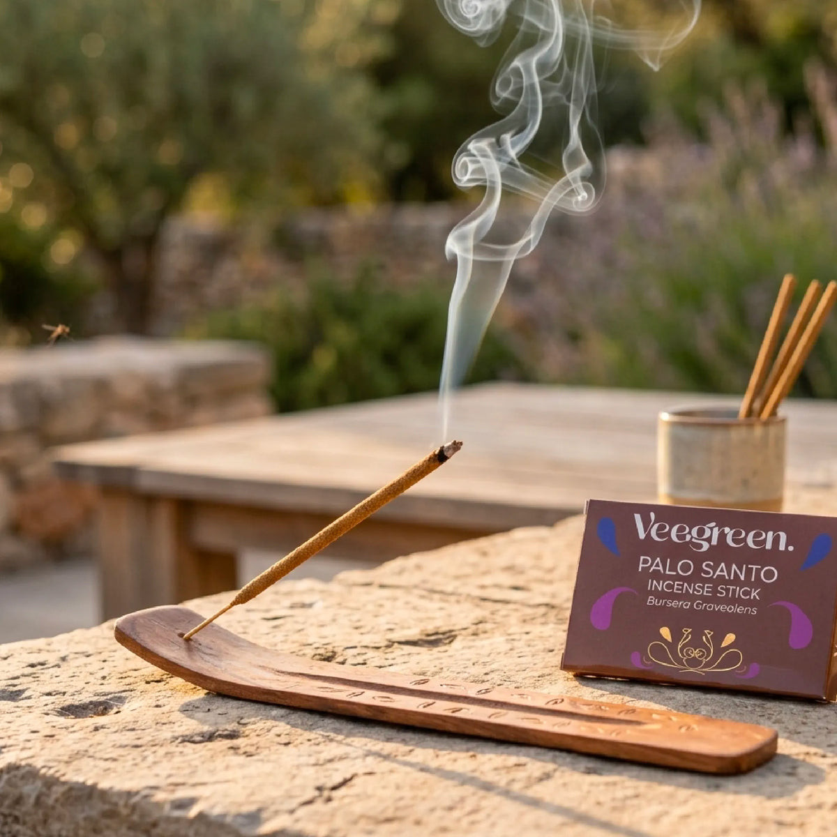 Encens épais au Palo Santo pour l'extérieur